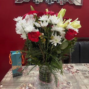 Meet your Posher, Ami